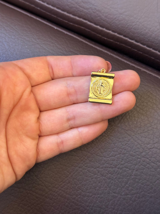 Colgante san expedito 📿