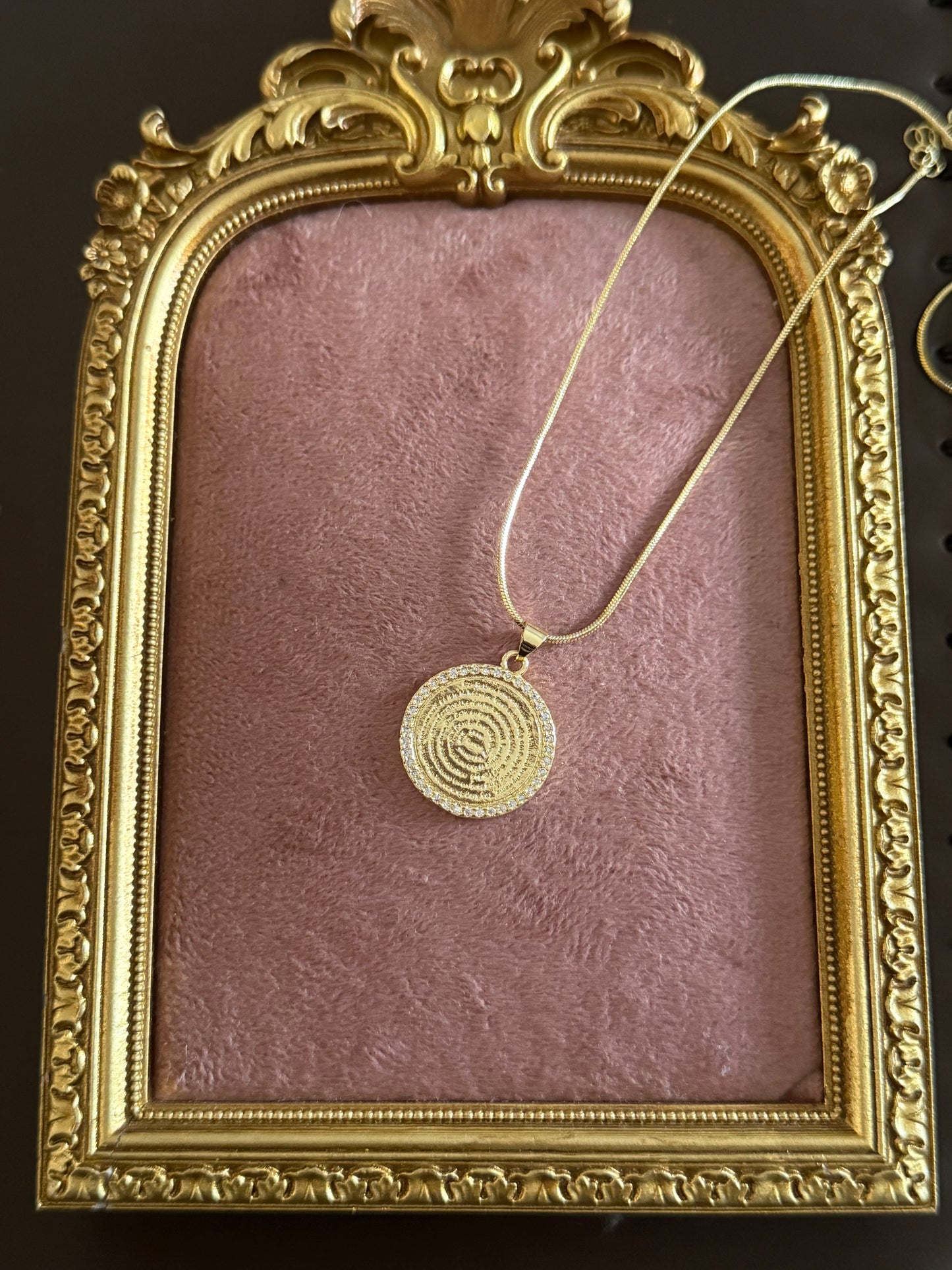 ✨ Padre nuestro  con circones  de Oro Laminado 18K ✨