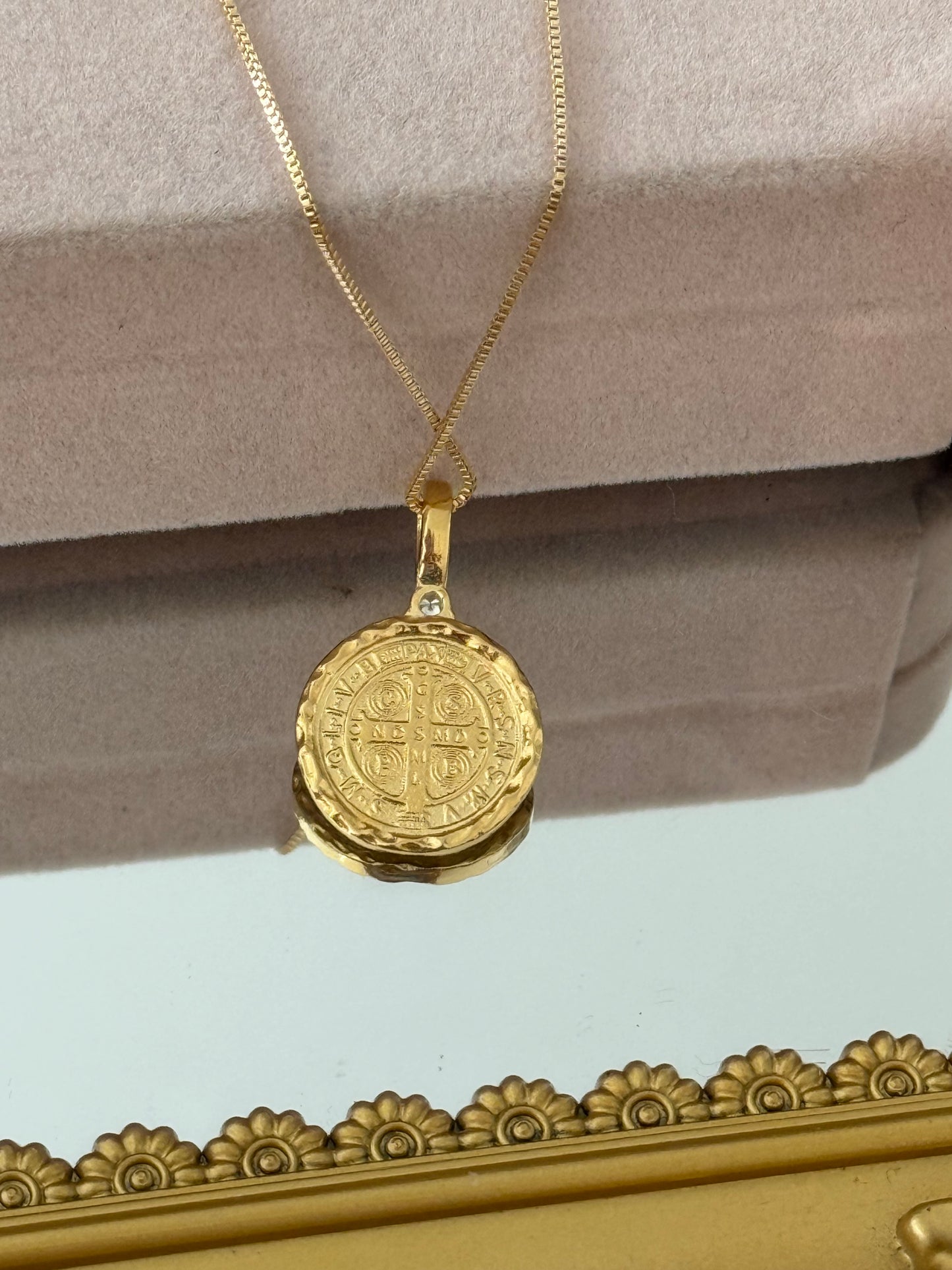 San expedito baño en oro 18k unisex