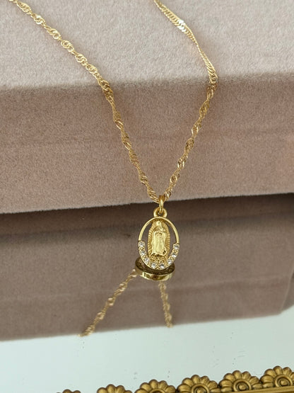Virgen laminado 18k