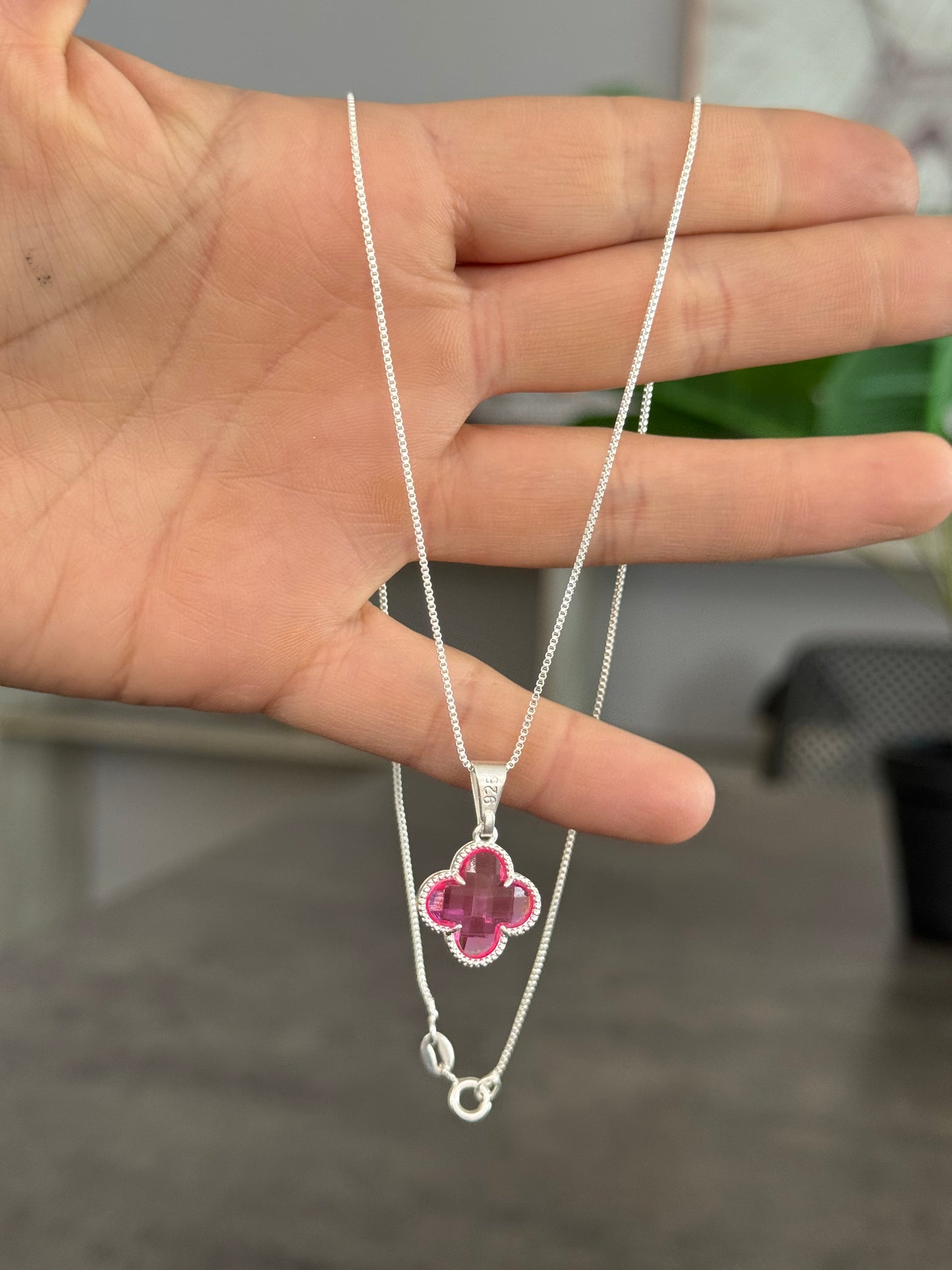 Colgante Vancleff rosado plata ley 925 ☘️