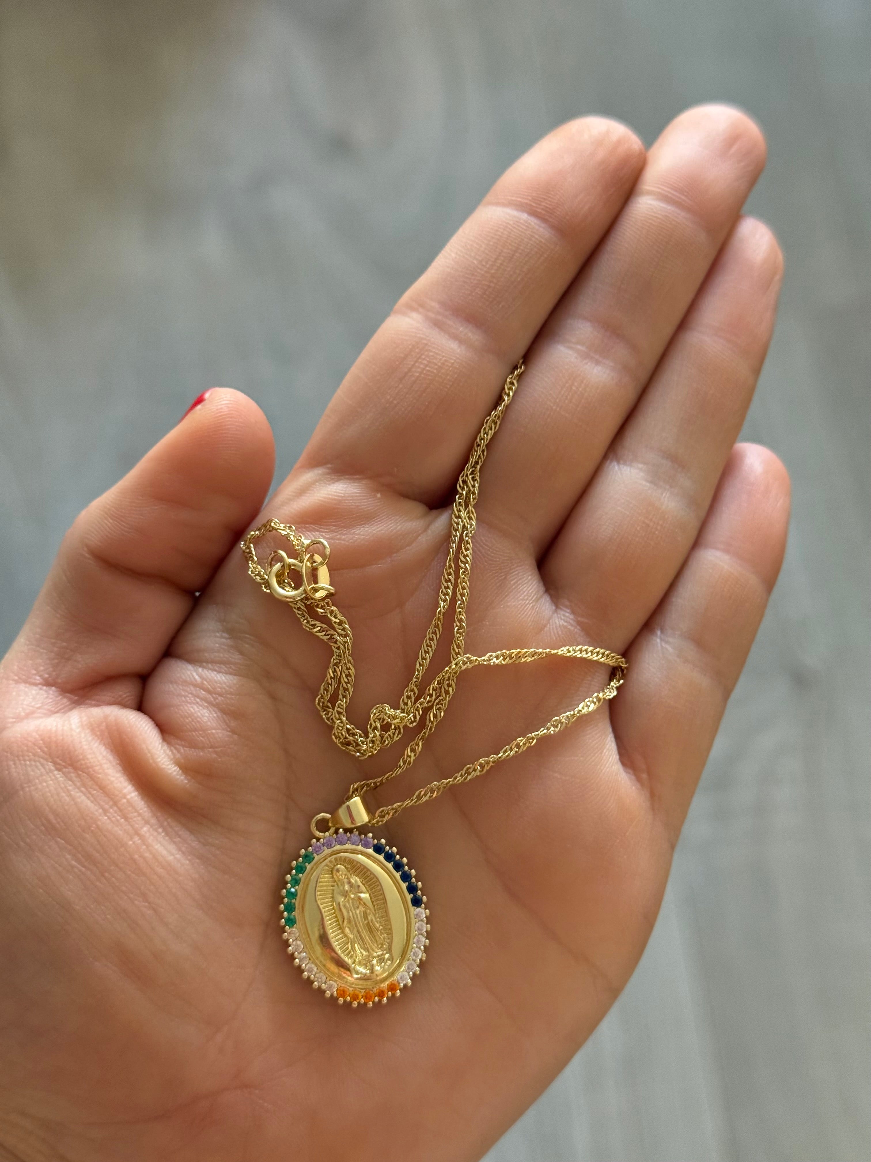 Cadena de virgen colores