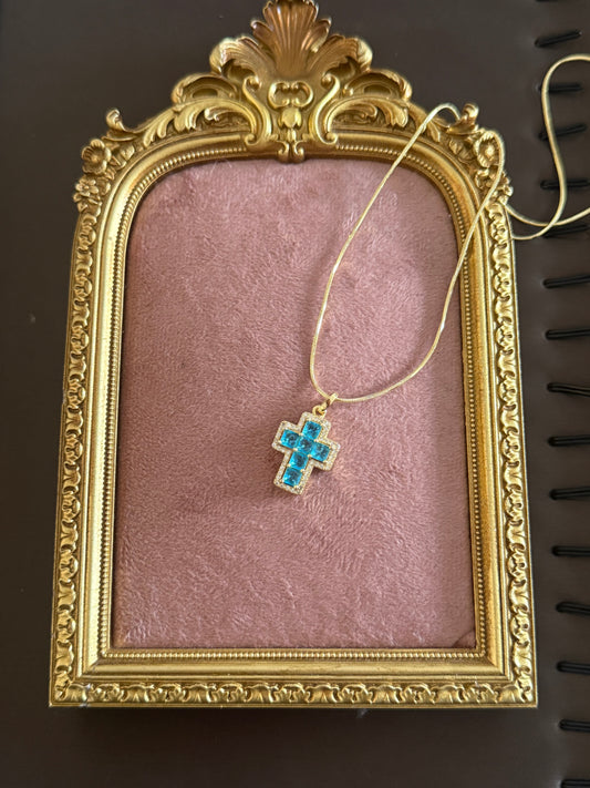 ✨Colgante cruz turquesa oro laminado 18k✨
