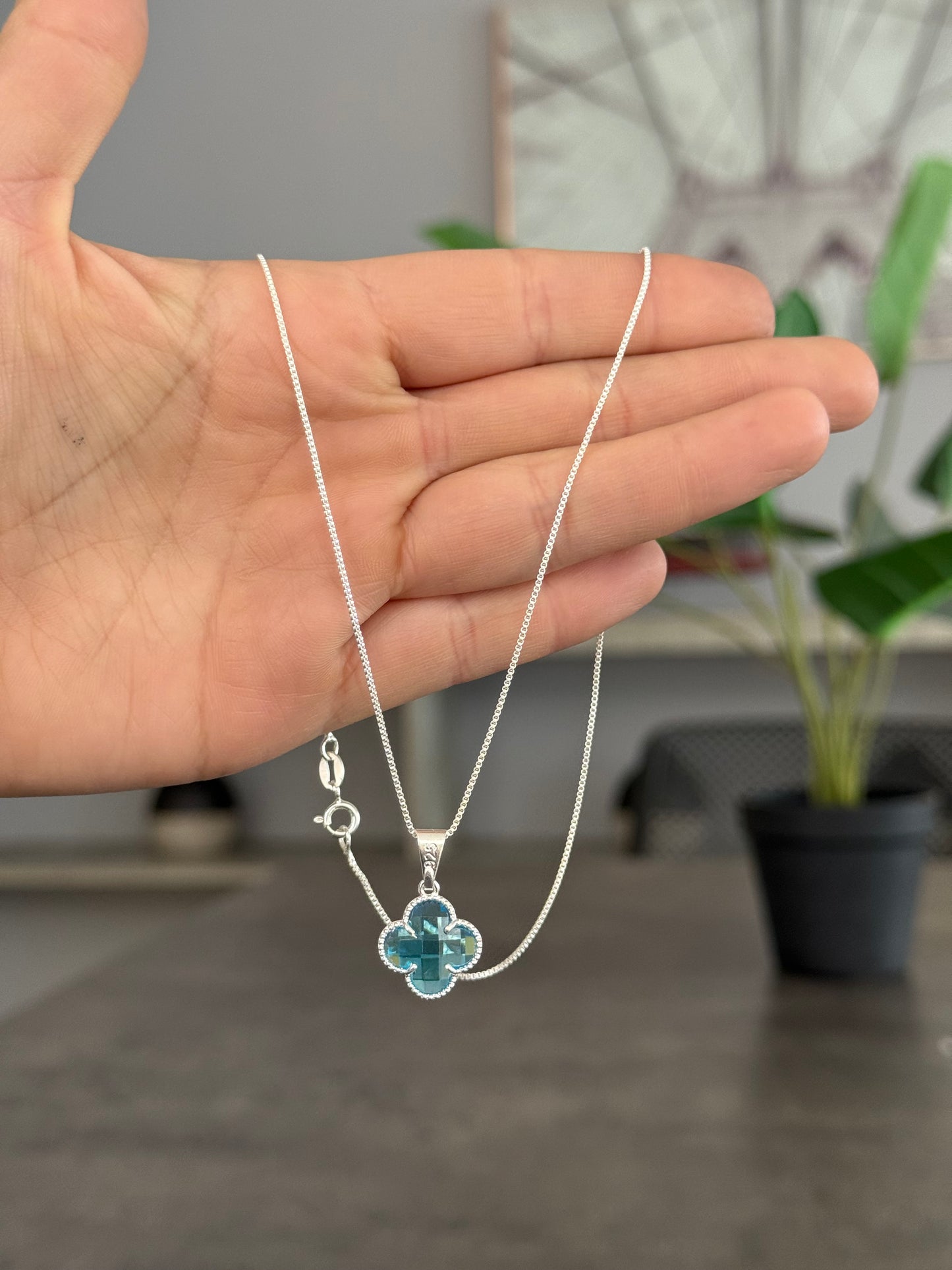 Colgante Vancleff turquesa  🩵