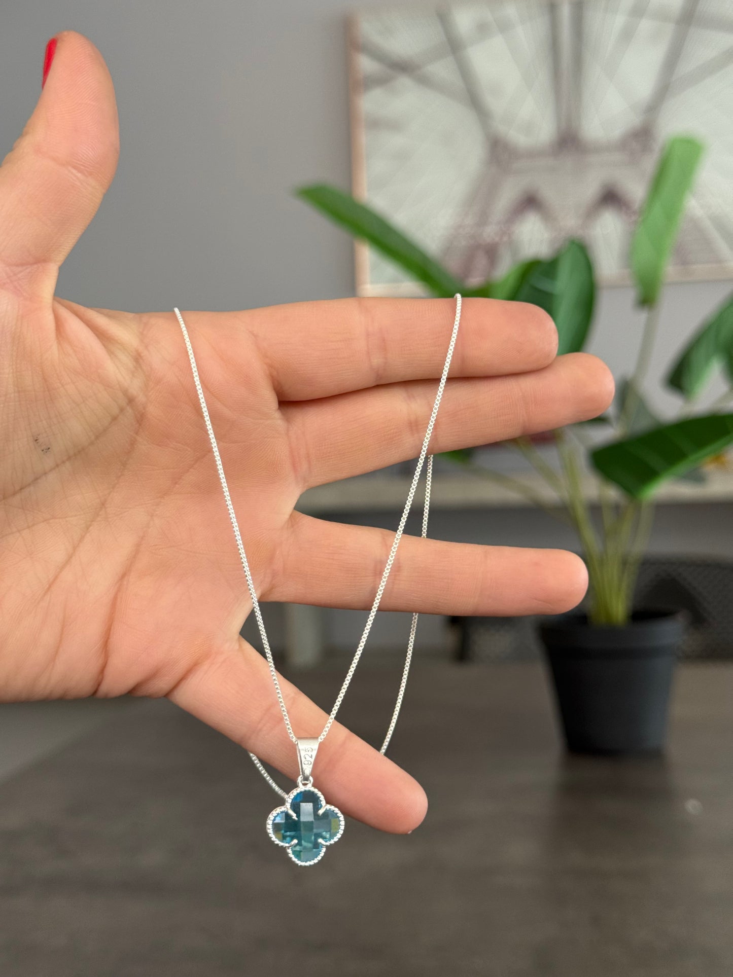 Colgante Vancleff turquesa  🩵