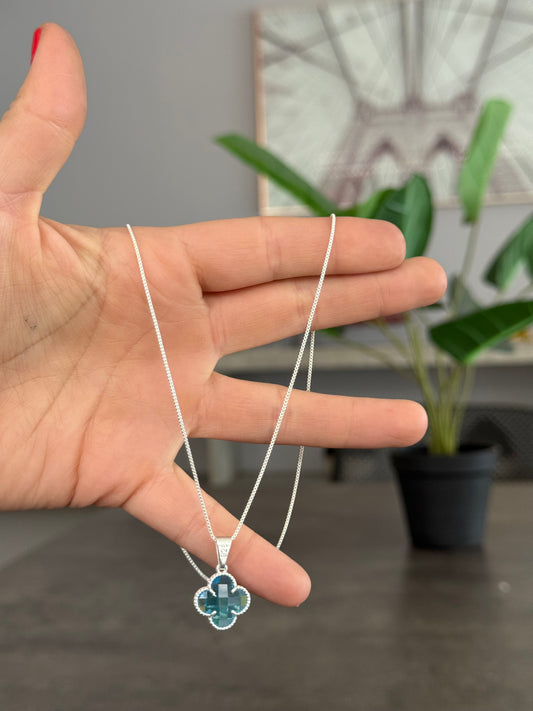 Colgante Vancleff turquesa  🩵